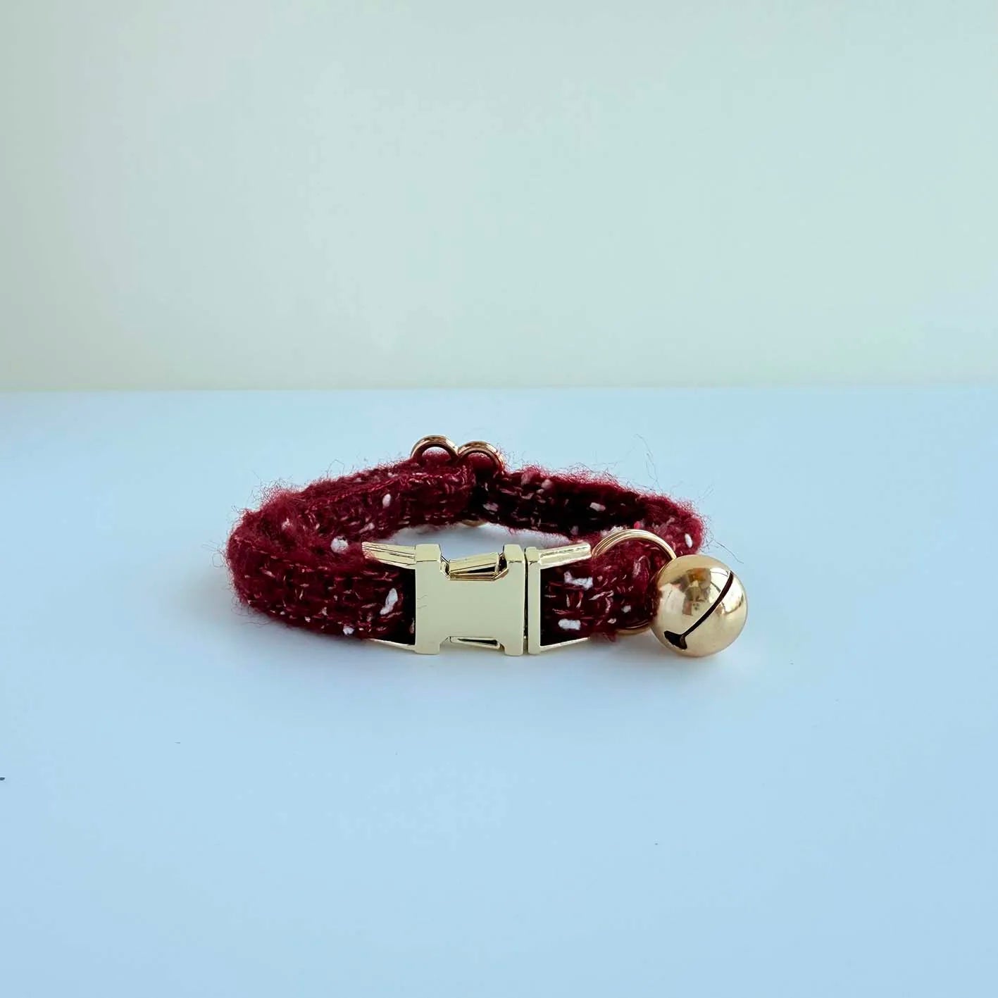 Christmas Knitted Cat Collar – Adjustable Bell Pet Accessory