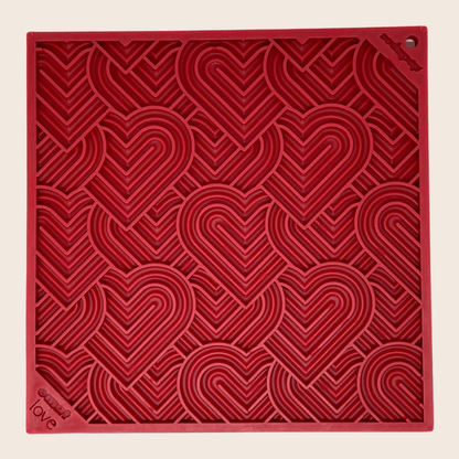 SodaPup Dog Lick Mats – Dog Lick Mats Large Red Hearts Closeup