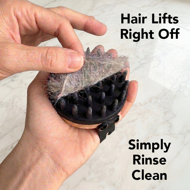THE BATH BRUSH silicone bristles detail