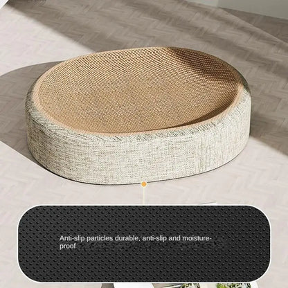 Round woven pet bed on a neutral background with anti-slip feature text overlay.