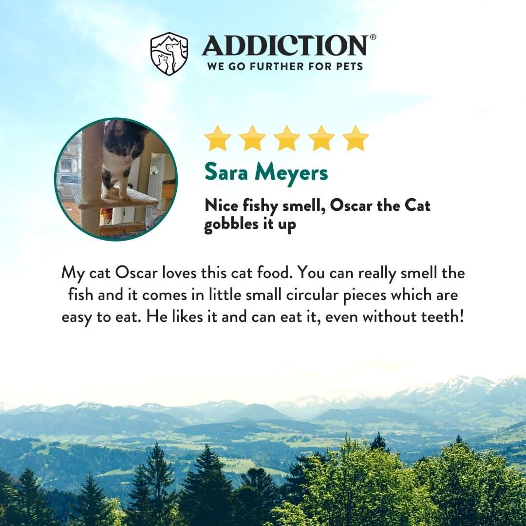 Salmon Bleu Dry Cat Food package, product photo 13 of 23