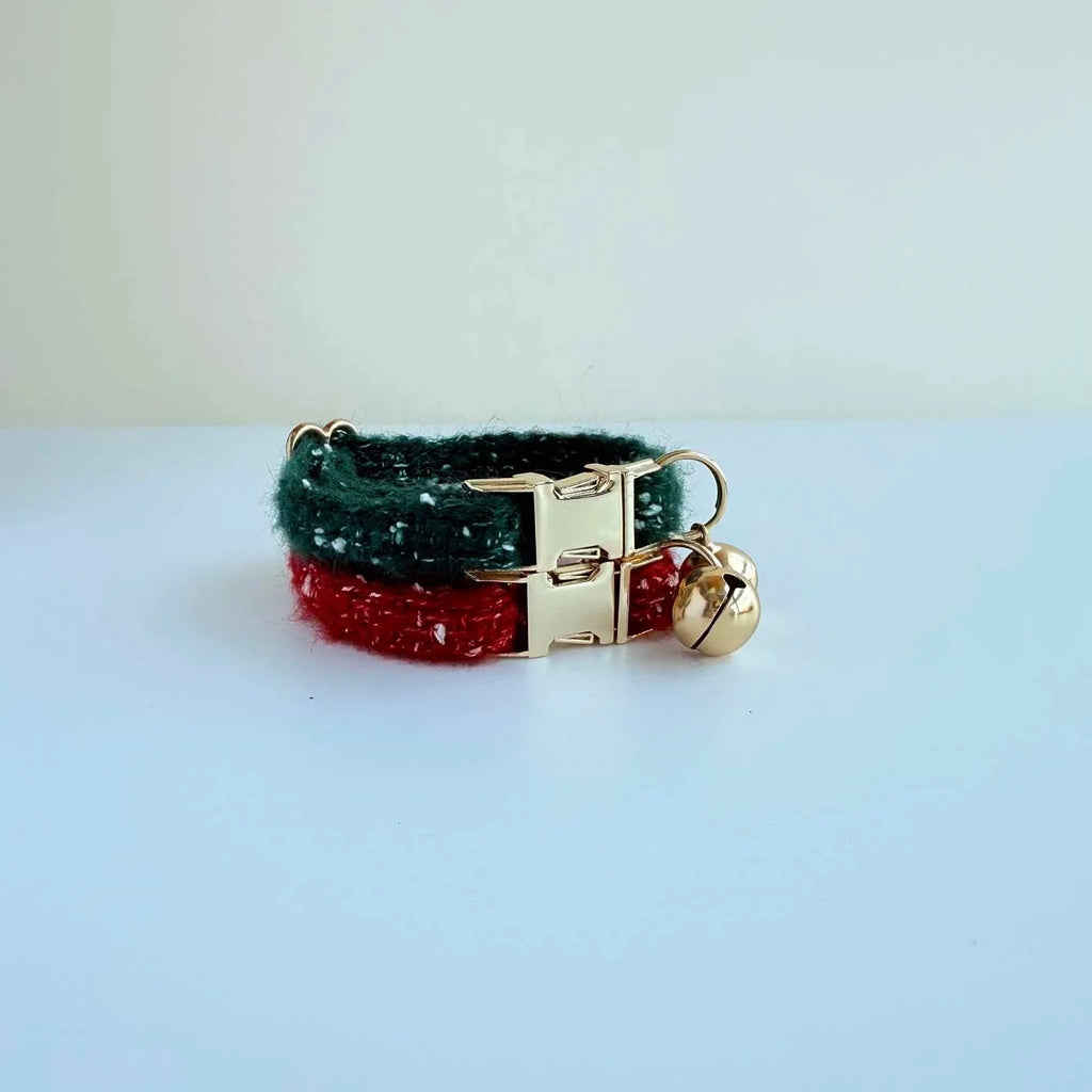 Christmas Knitted Cat Collar – Adjustable Bell Pet Accessory