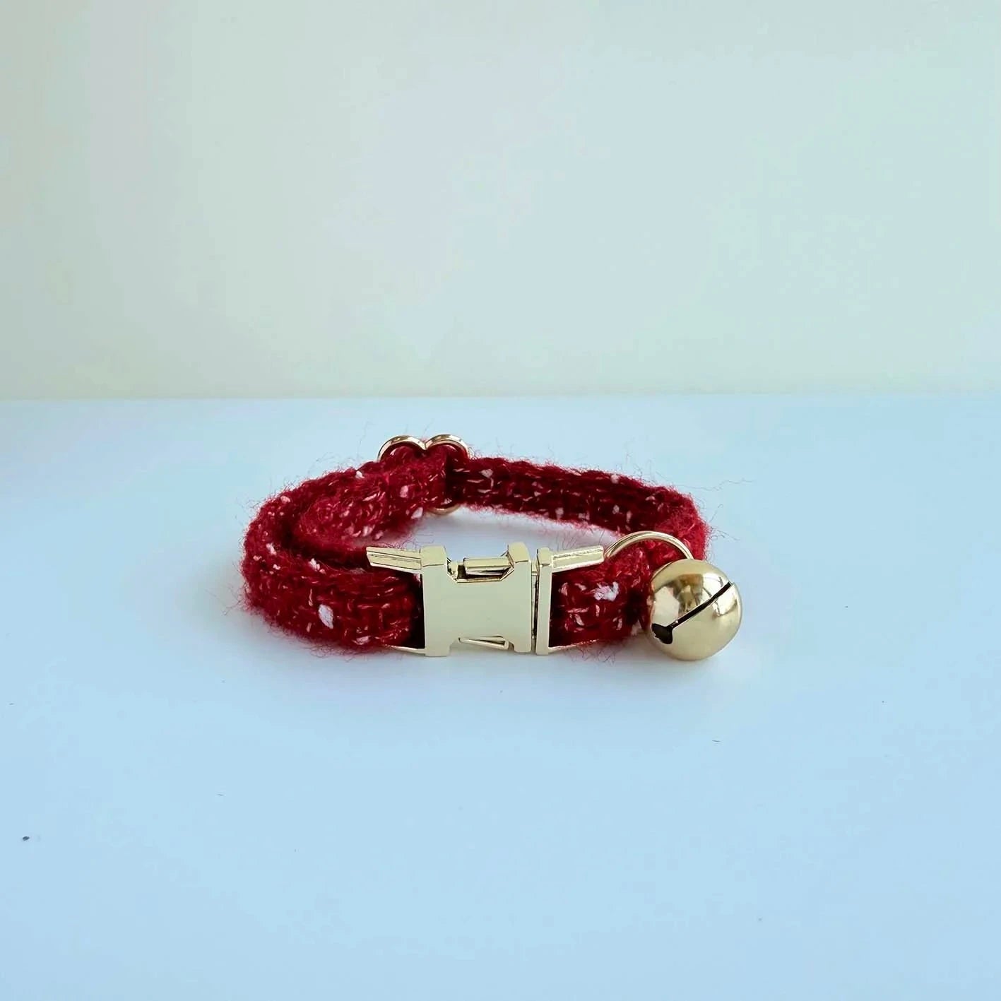 Christmas Knitted Cat Collar – Adjustable Bell Pet Accessory